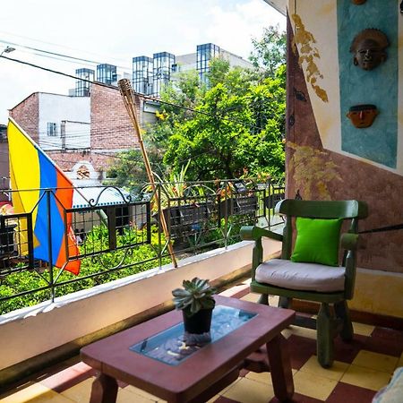 Los Andes Hostel Medellín Buitenkant foto